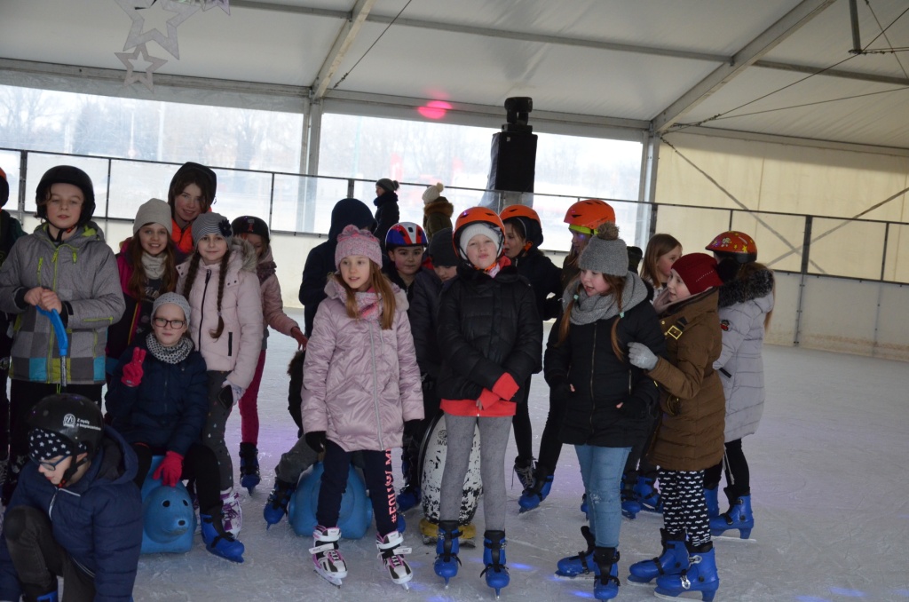 Wycieczka na lodowisko Malta w Poznaniu uczniw klas czwartych 2018