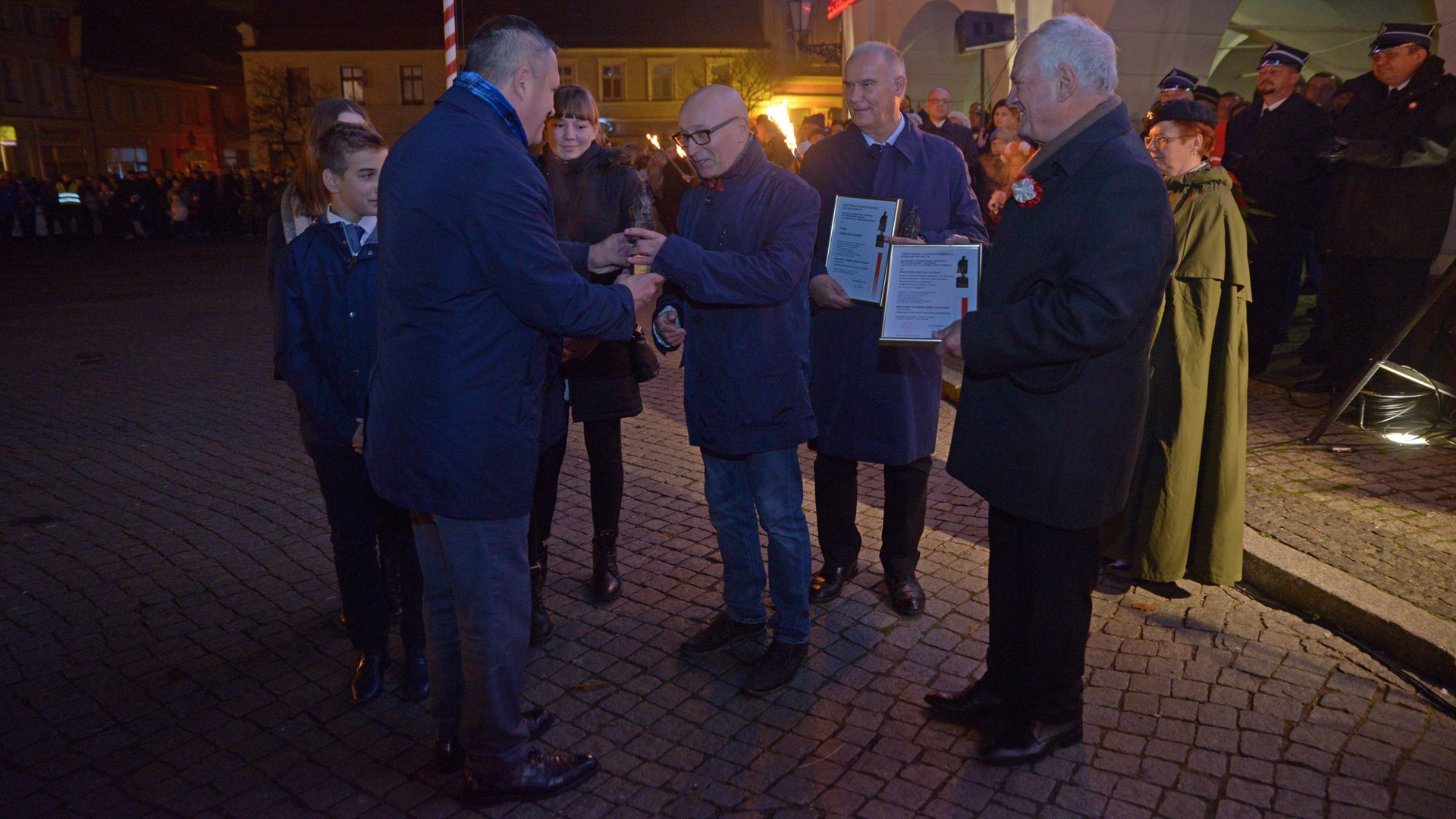 Wrczenie statuetki im. gen. Stanisawa Taczaka