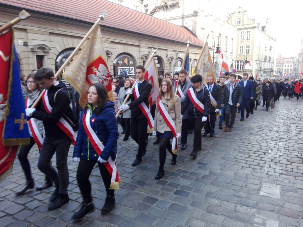 Poczet szkoy na uroczystociach w Poznaniu