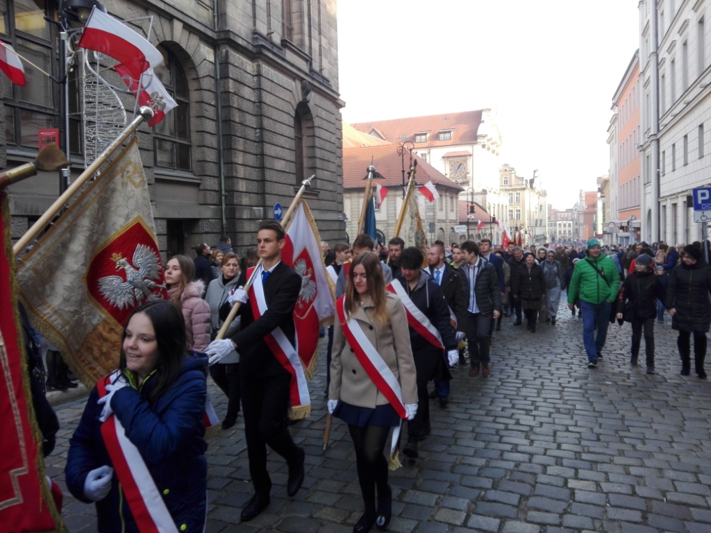 Poczet szkoy na uroczystociach w Poznaniu