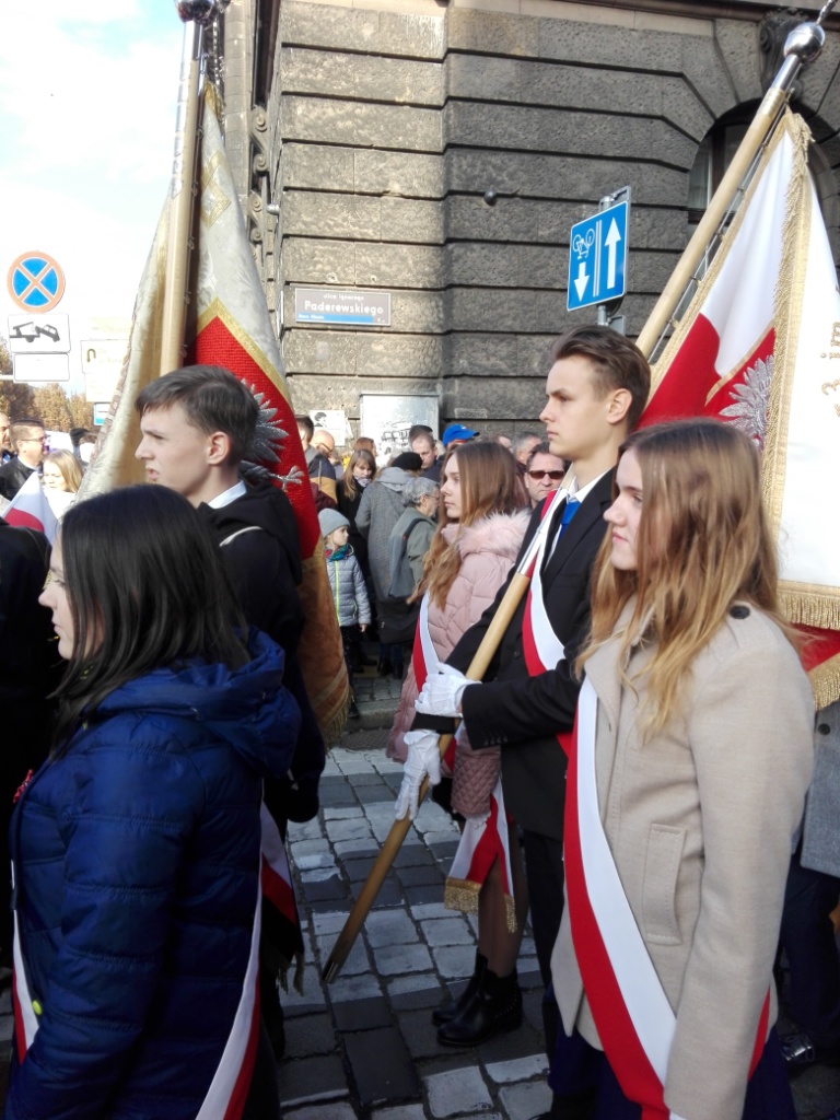 Poczet szkoy na uroczystociach w Poznaniu