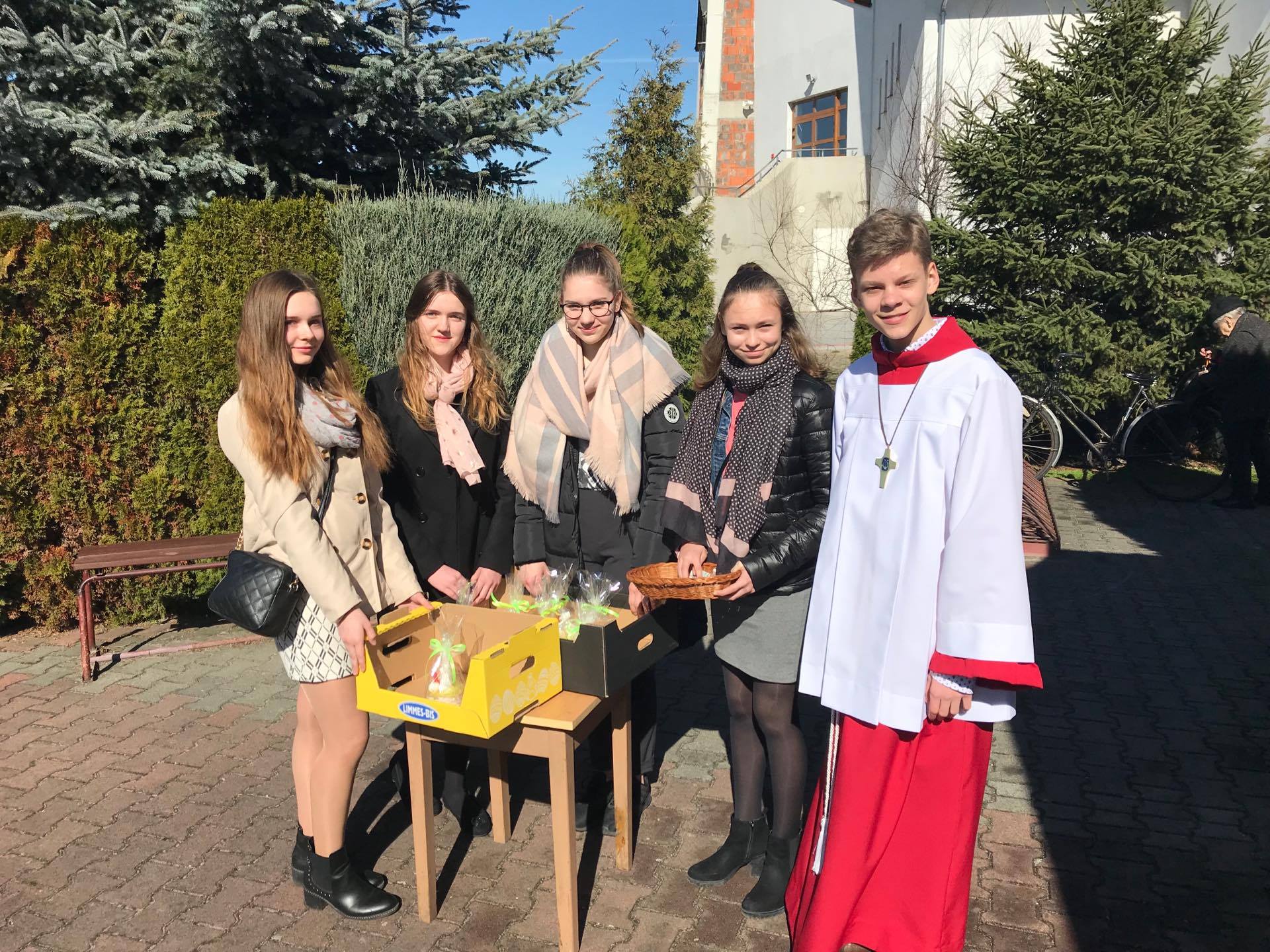 Akcja Baranki Wielkanocne Szkolnego koa Caritas