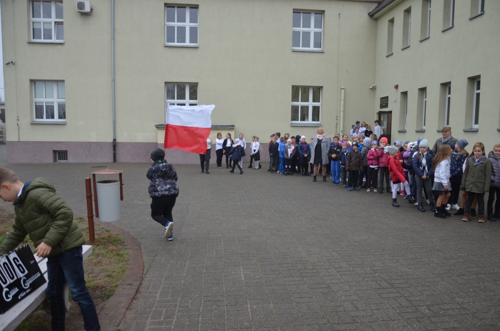 Sztafeta stu okre na 100. rocznic odzyskania niepodlegoci