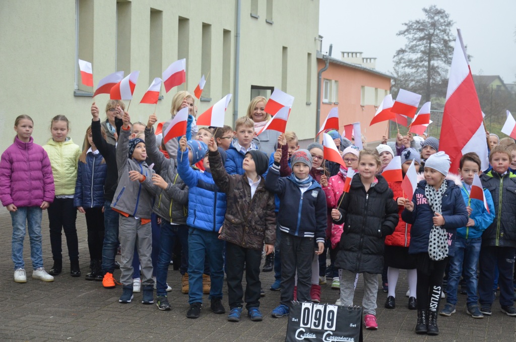 Sztafeta stu okre na 100. rocznic odzyskania niepodlegoci