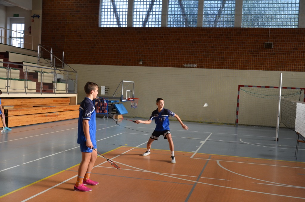 Mistrzostwa powiatu w badmintona klas VII i VIII 2019