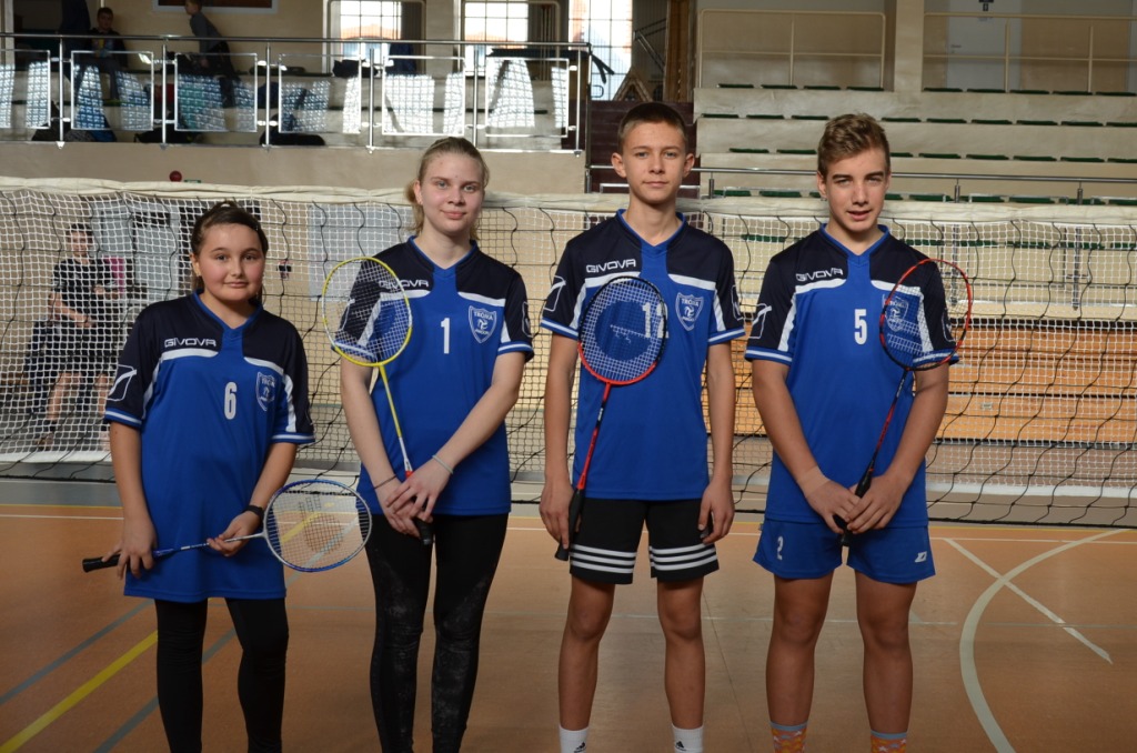 Mistrzostwa powiatu w badmintona klas VII i VIII 2019