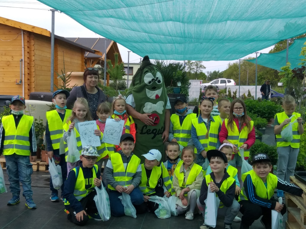 Wycieczka klas pierwszych do centrum ogrodniczego