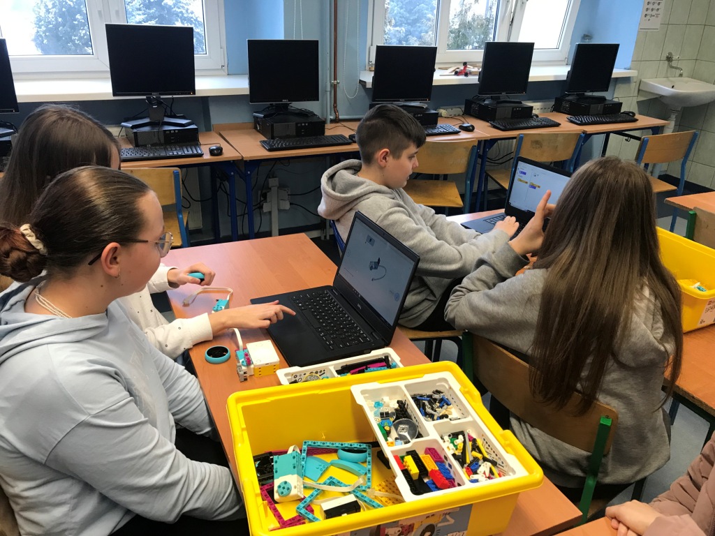 Nowoczesna edukacja STEAM - Lego Education