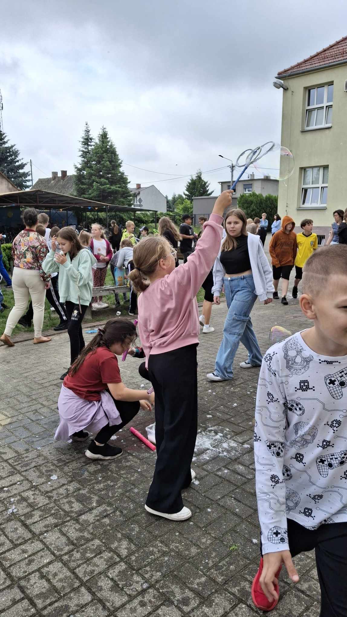 II Szkolny Festiwal Baniek Mydlanych