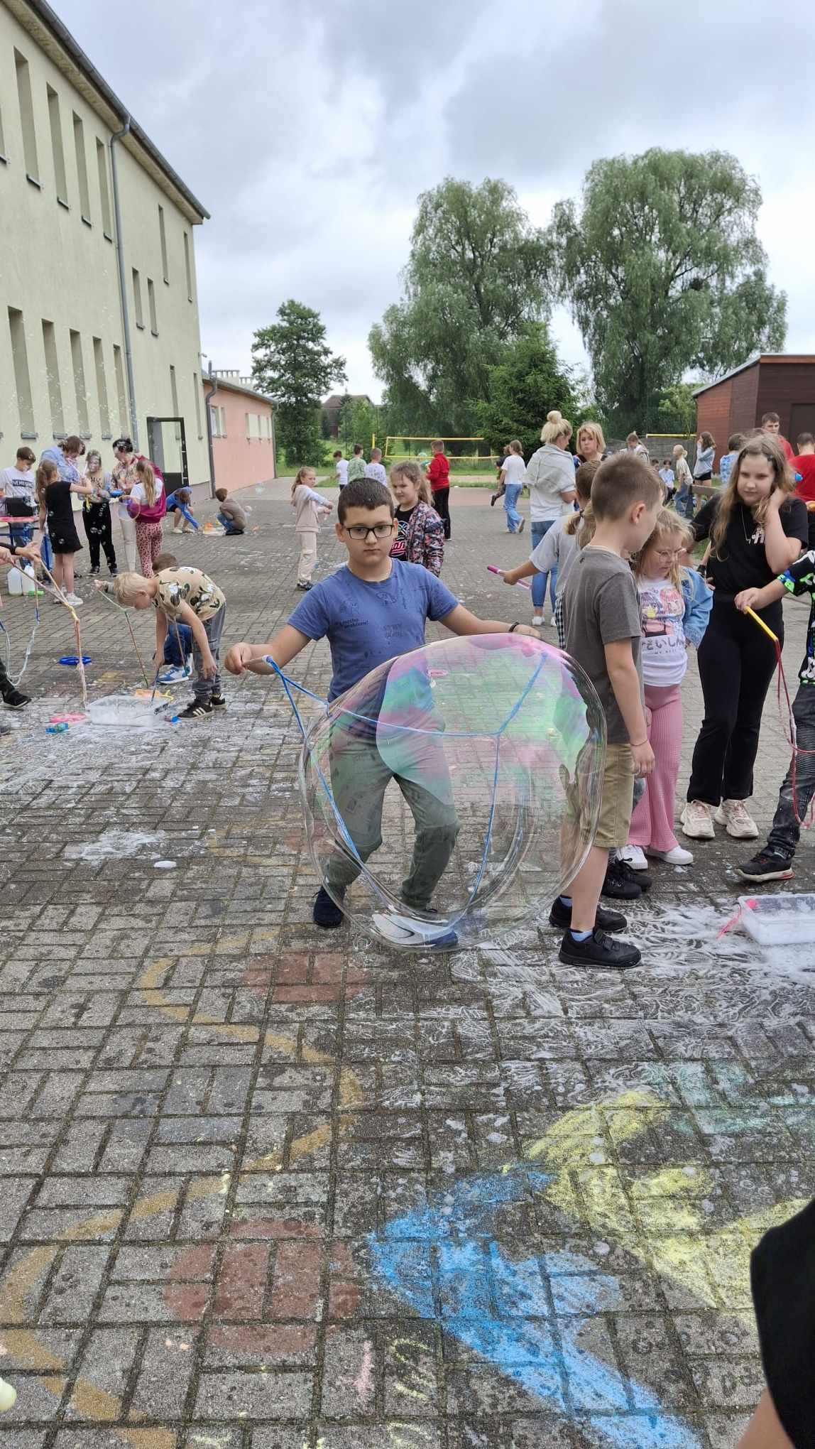 II Szkolny Festiwal Baniek Mydlanych