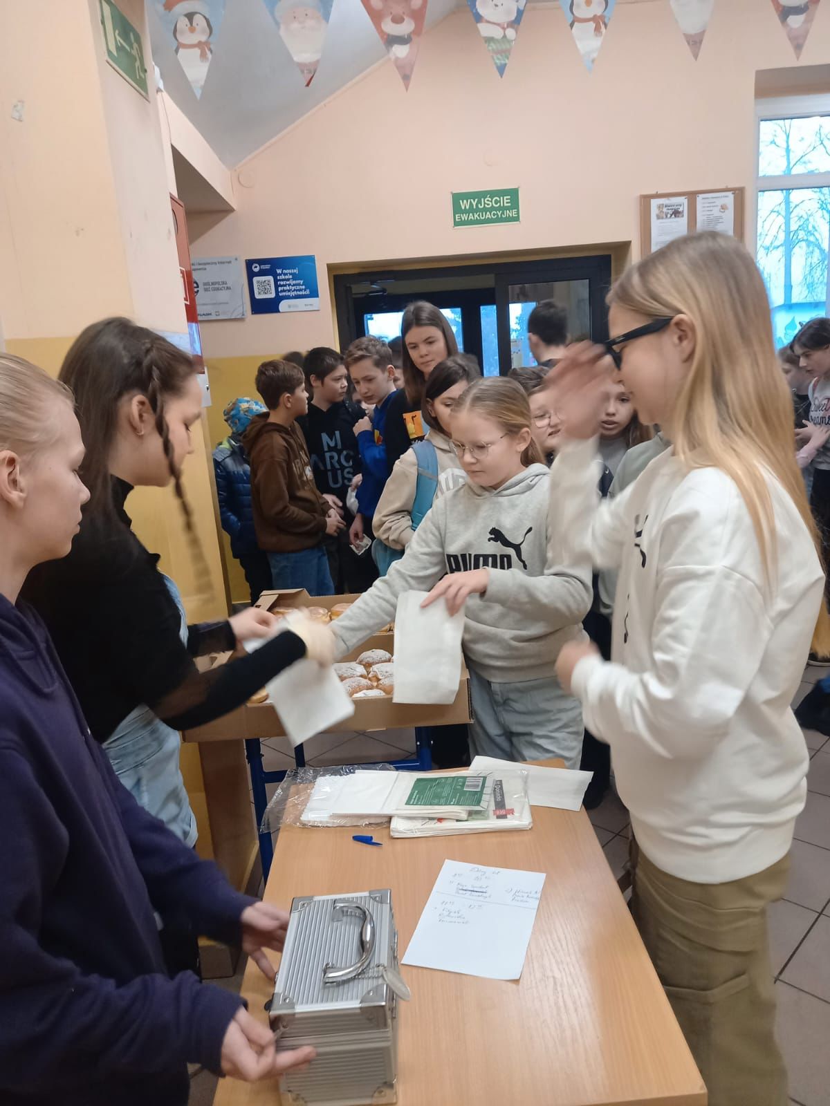 Akcja Szkolnego Koa Caritas Pczek dla Afryki