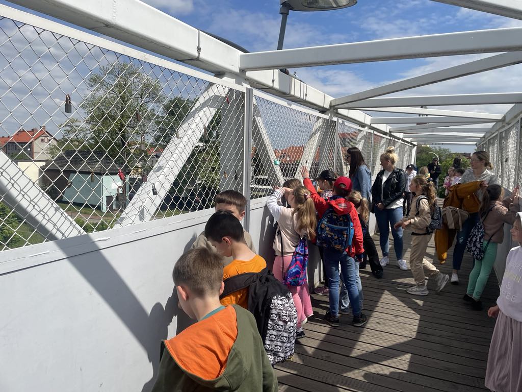 I Konkursie Piosenki Dziecicej i spektakl Wiosenada, czyli kolorowy zawrt gowy