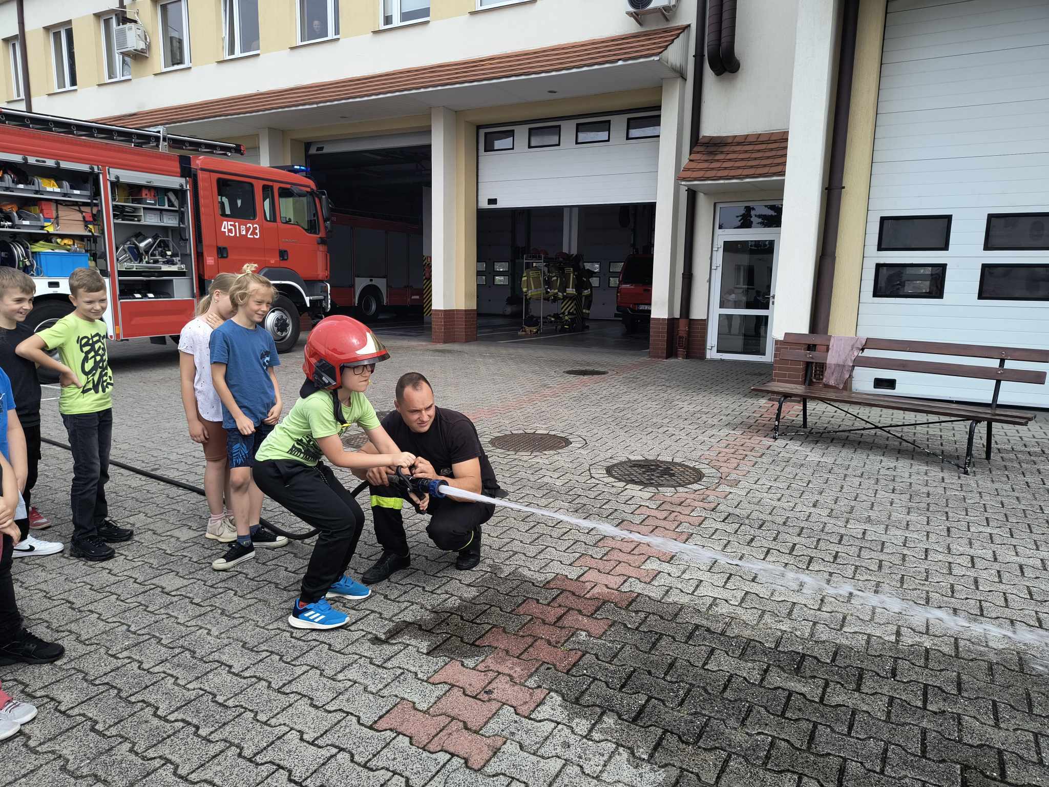 Wycieczka do Komendy Powiatowej Stray Poarnej w Jarocinie 2a