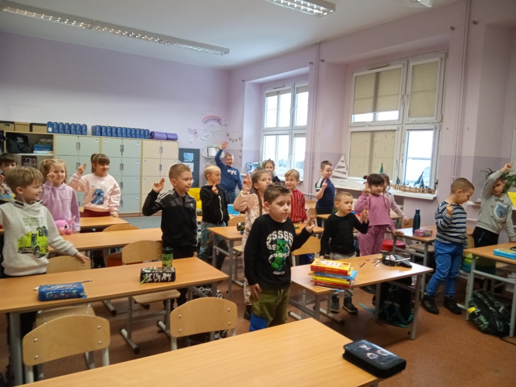 Biblioteka 2025 - Pasowanie pierwszoklasistw na czytelnikw