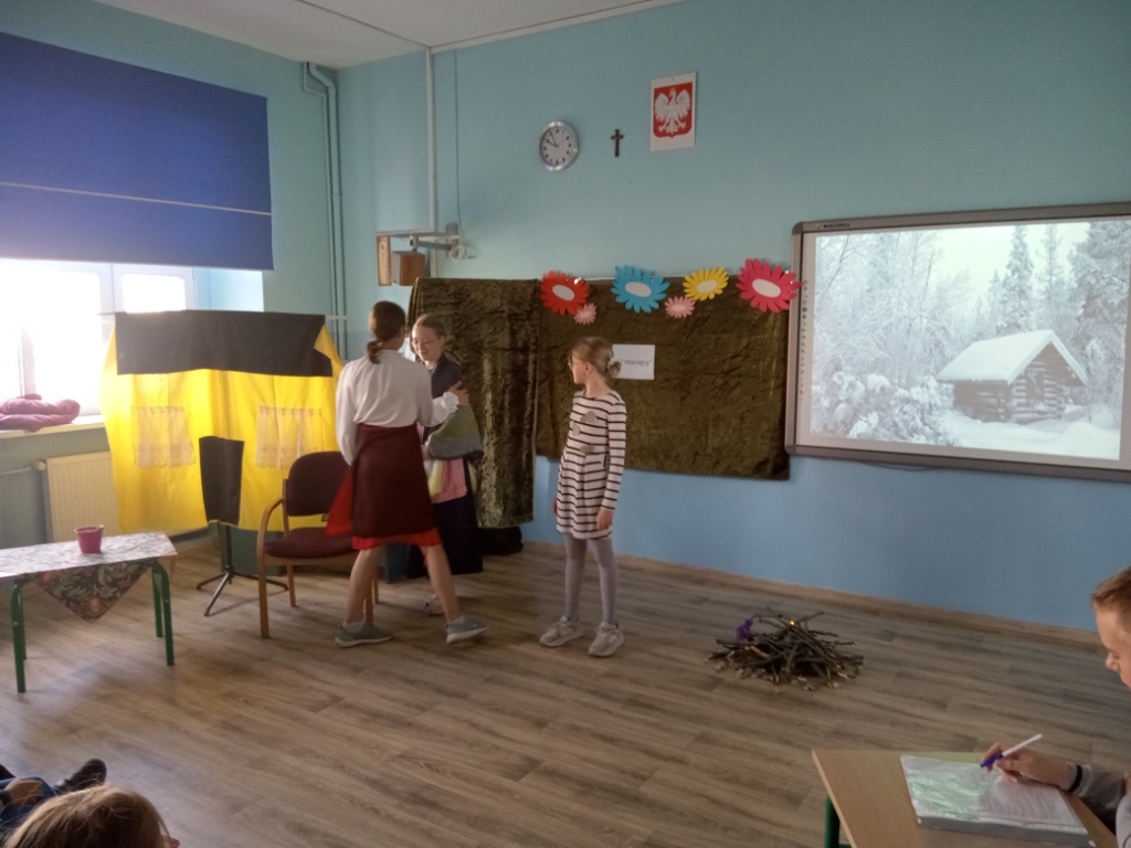Przedstawienie Dwanaście miesięcy 5b